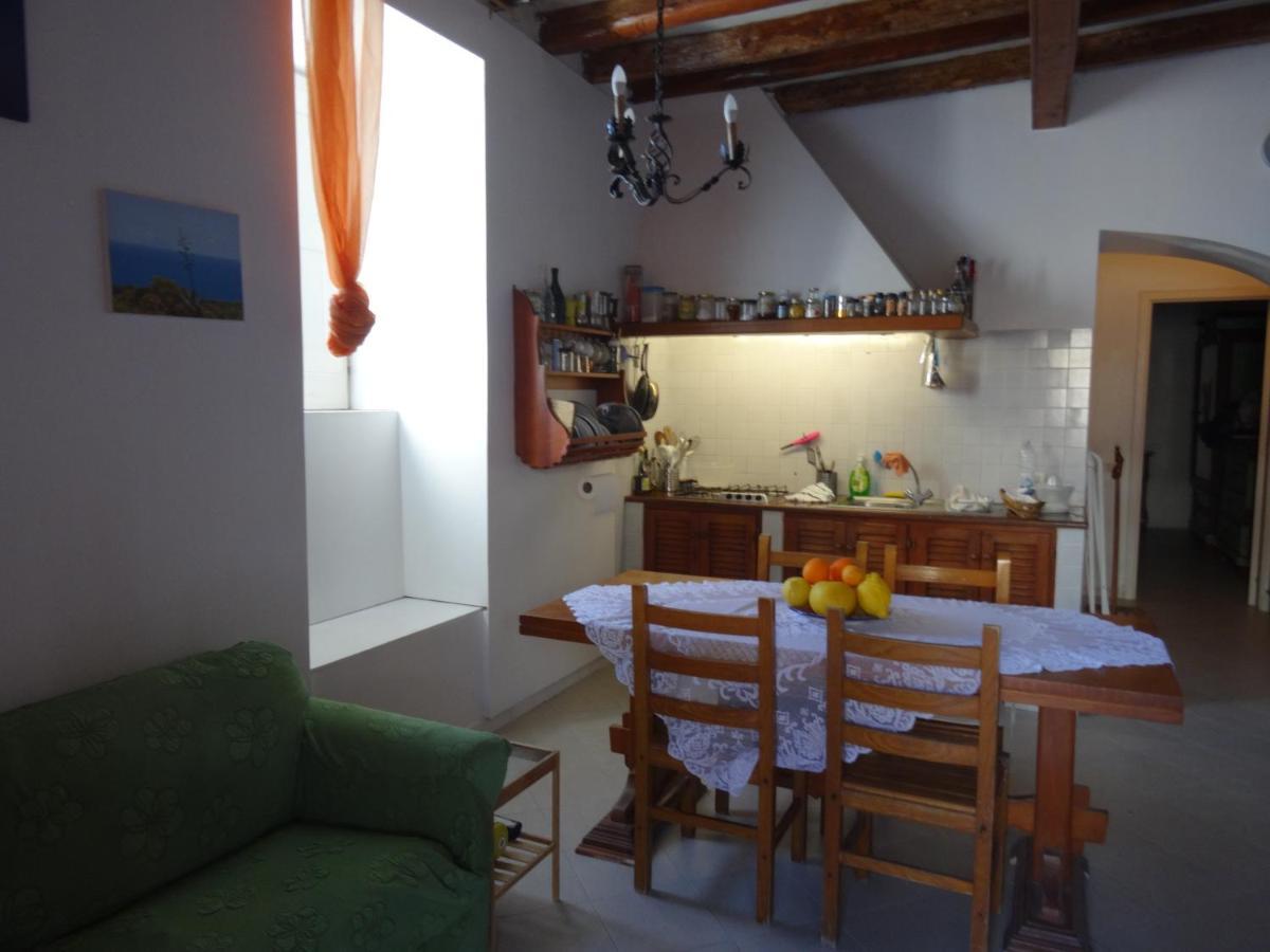 Casa Malvasia Appartement Lipari  Buitenkant foto